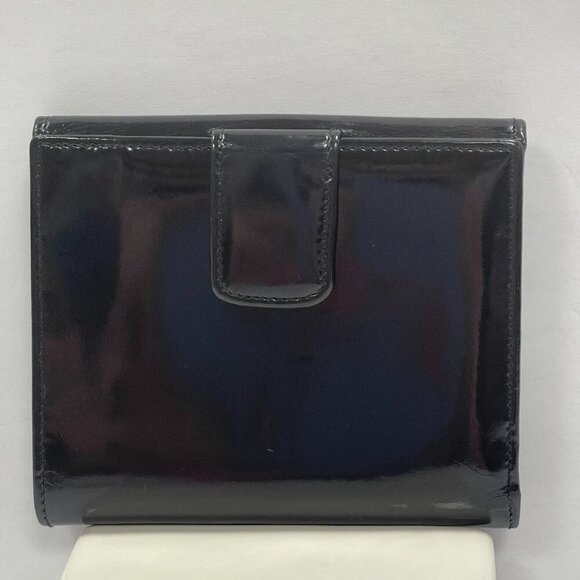 Gucci Patent Leather Compact Bifold Wallet - Black - Preowned - Picture 4 of 11